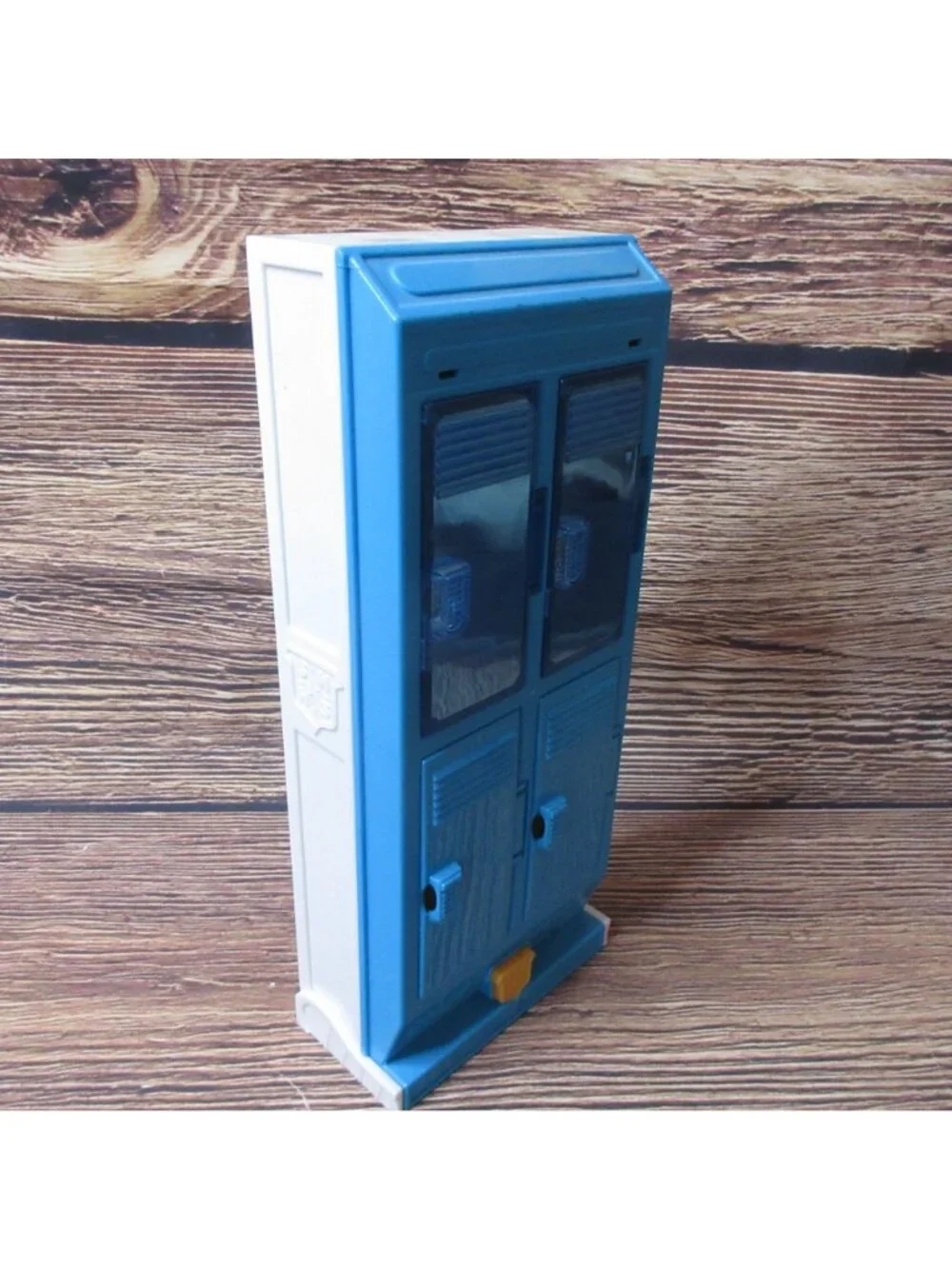 DC Comics Super Hero Girls Blue Lockers with Sound 11
